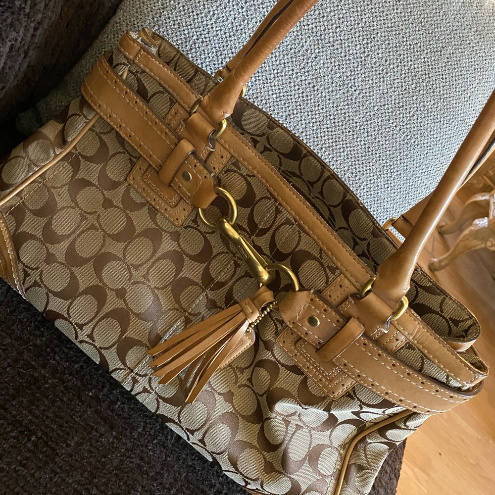 Coach handbag!!